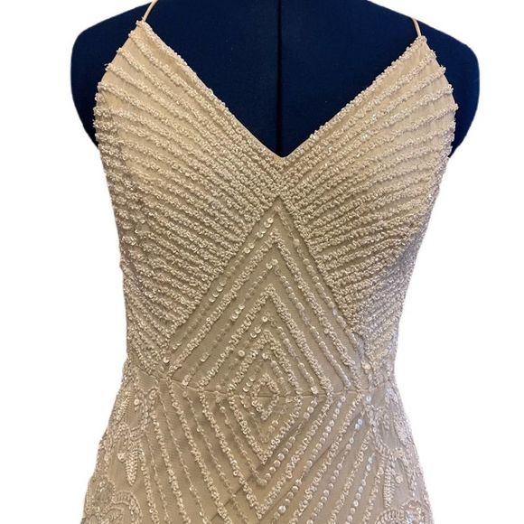 Stunning Beaded Wedding Dress - Picture 4 of 16